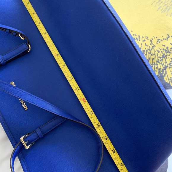 Michael Kors / tote - Picture 13 of 16